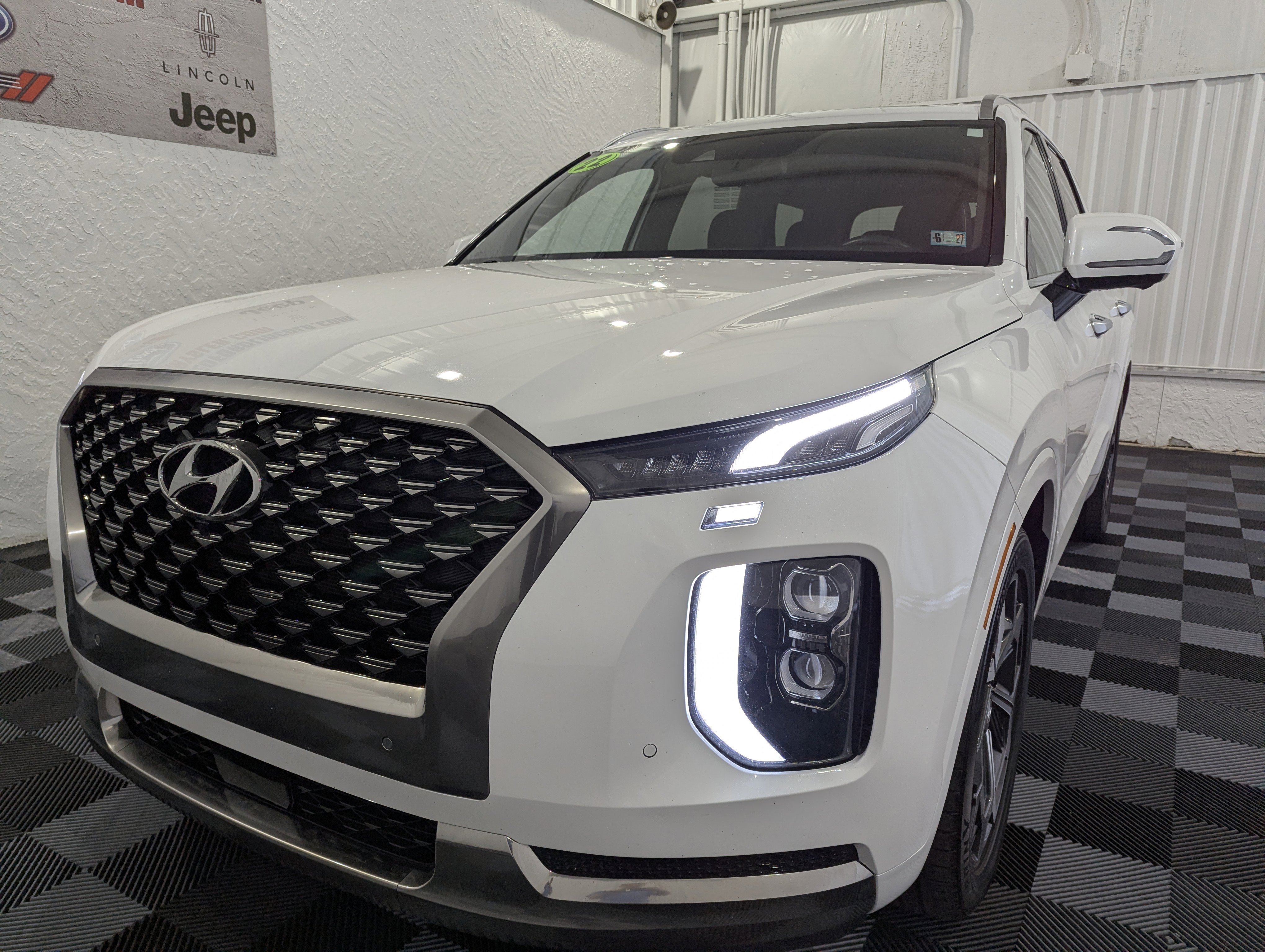 Used 2022 Hyundai Palisade Calligraphy AWD/4WD image 3