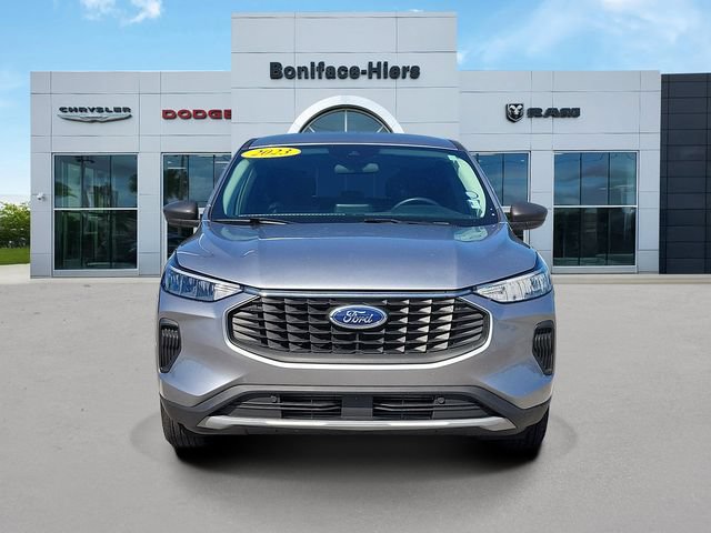 Used 2023 Ford Escape Active FWD image 2