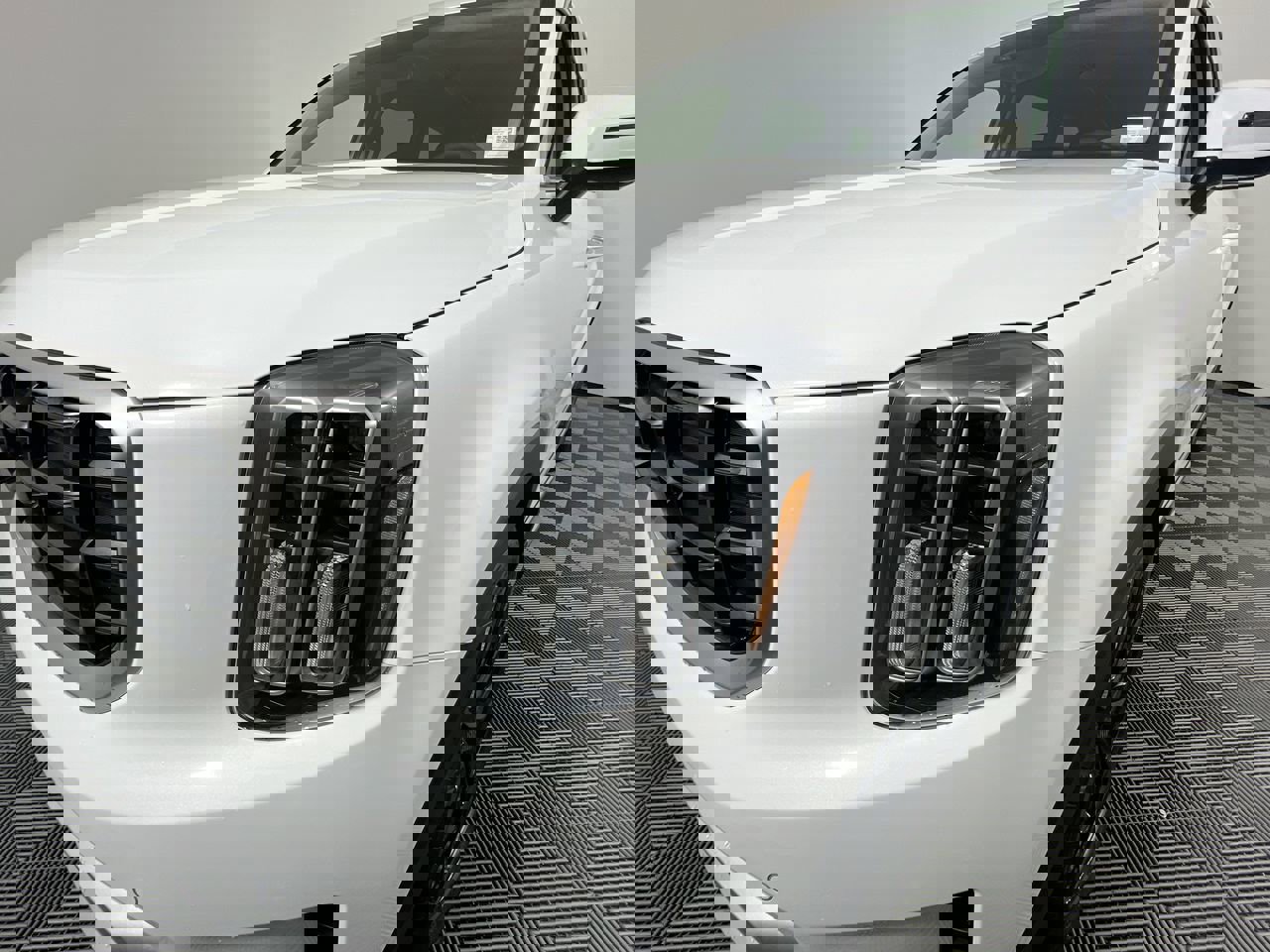 Certified 2024 Kia Telluride SX image 9