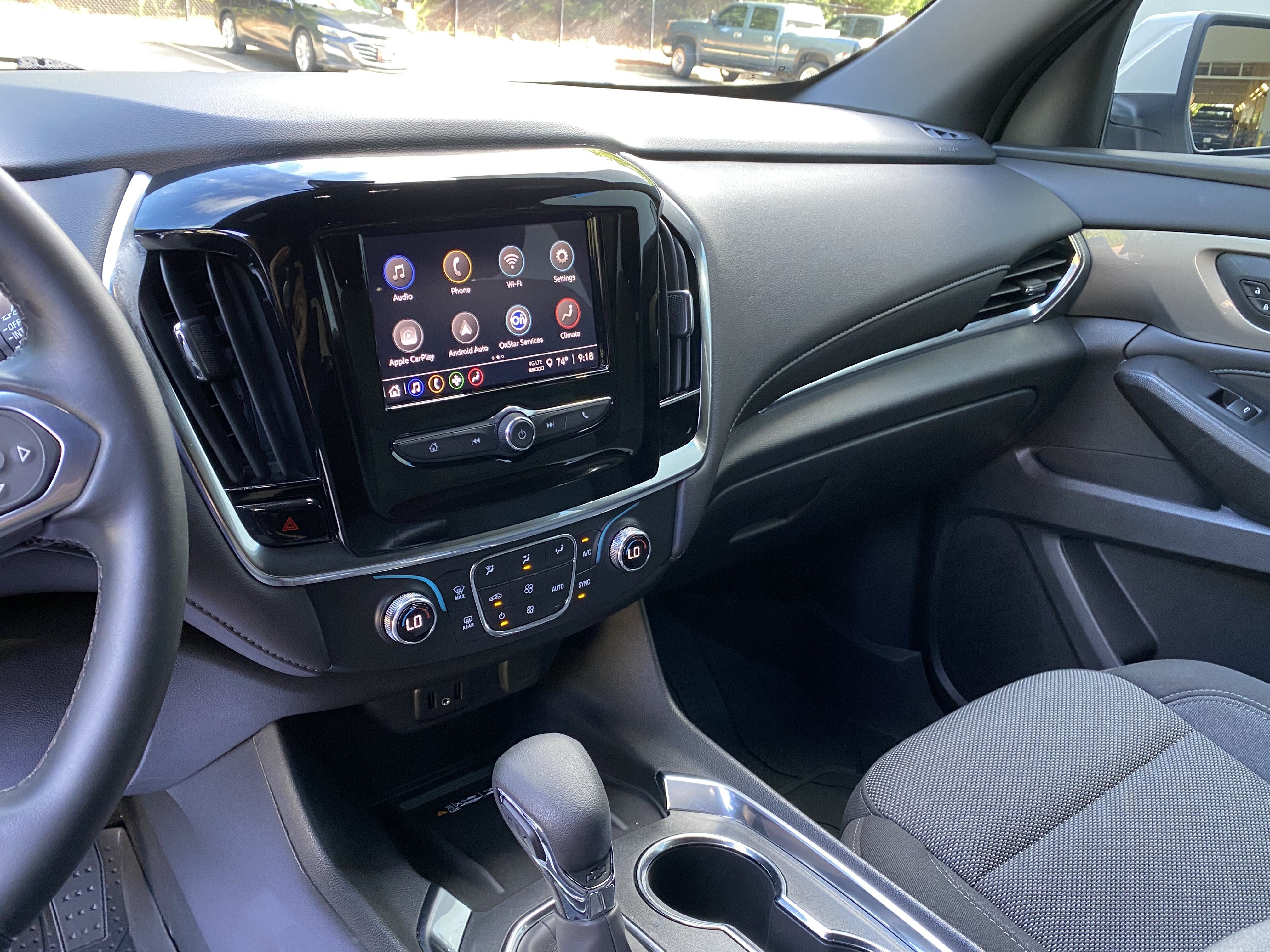 Used 2023 Chevrolet Traverse LT FWD image 23