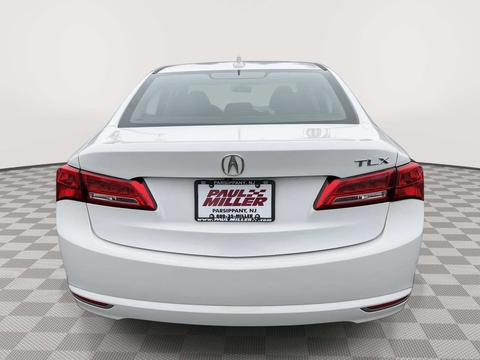 Used 2020 Acura TLX FWD image 5