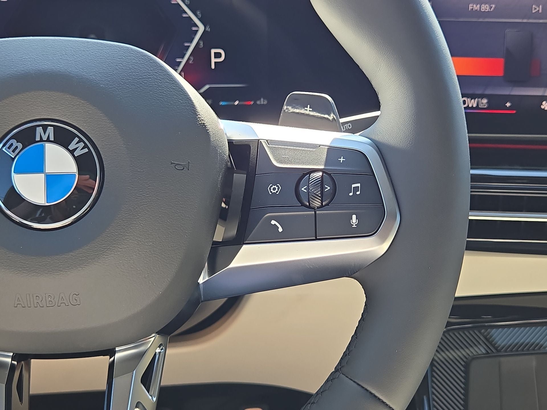 New 2026 BMW X2 xDrive28i w/ Technology Package AWD/4WD image 21