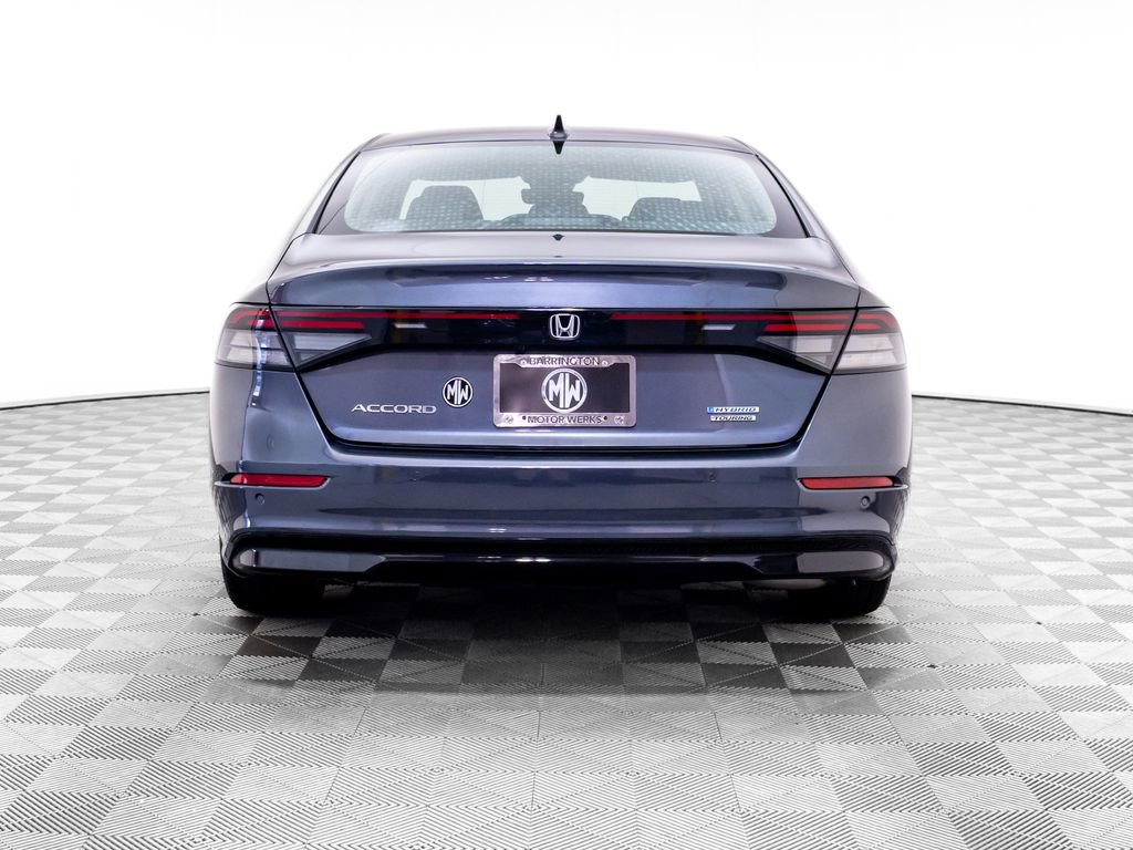 Used 2024 Honda Accord Touring image 5