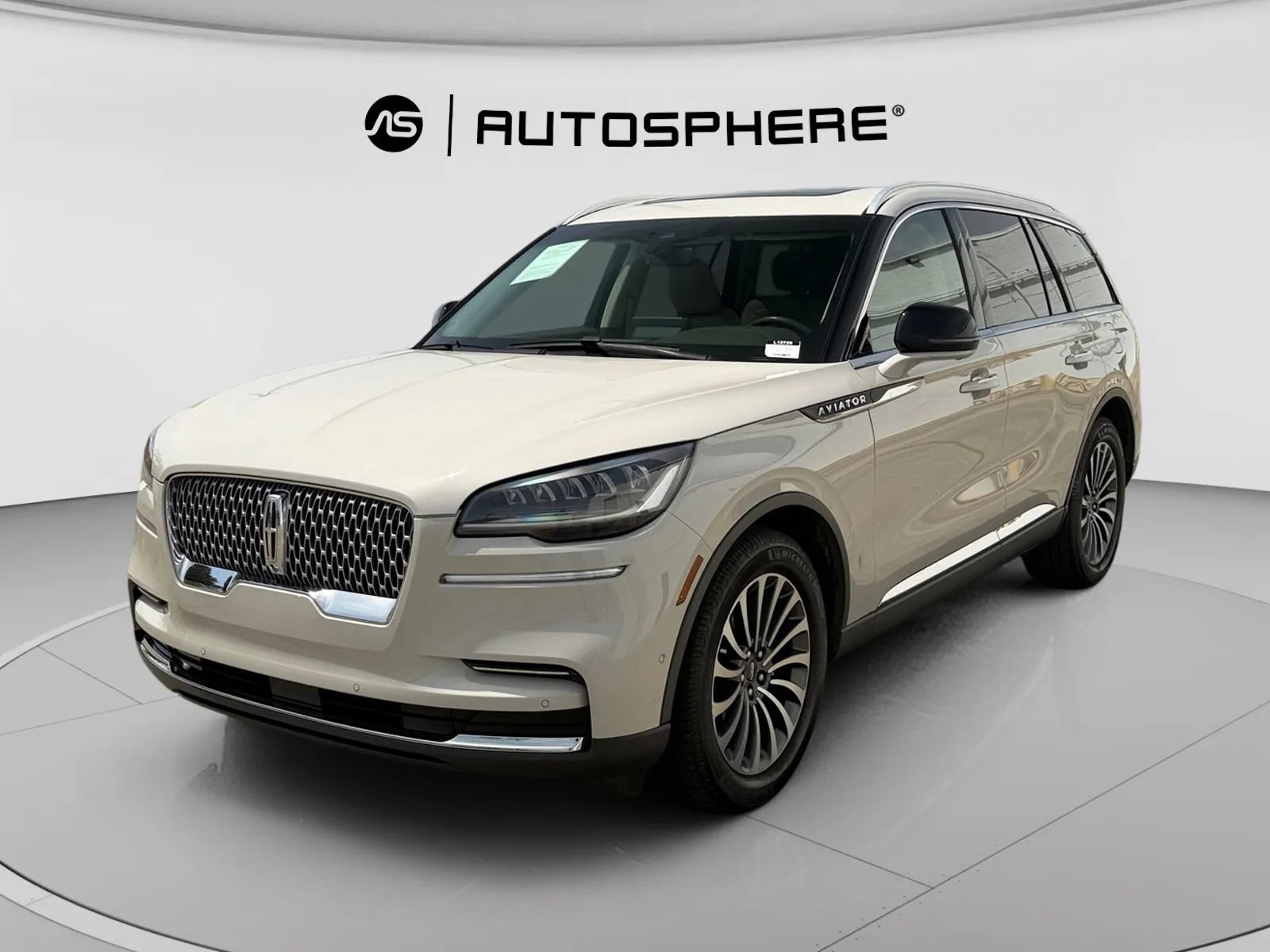 Used 2022 Lincoln Aviator Reserve w/ Elements Package Plus RWD image 3