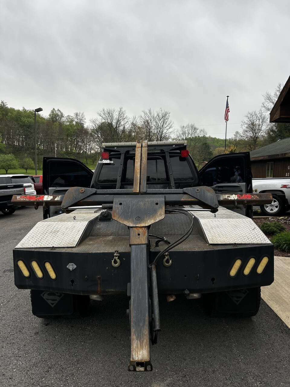 Used 2000 Ford F450 2WD Regular Cab Super Duty image 3