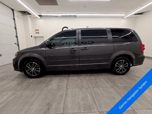 Used 2016 Dodge Grand Caravan R/T FWD image 2