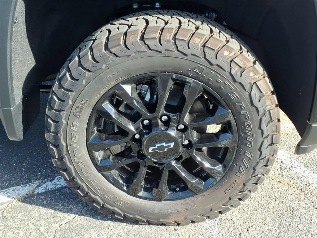 New 2026 Chevrolet Silverado 2500 LT w/ Trail Boss Package AWD/4WD image 11