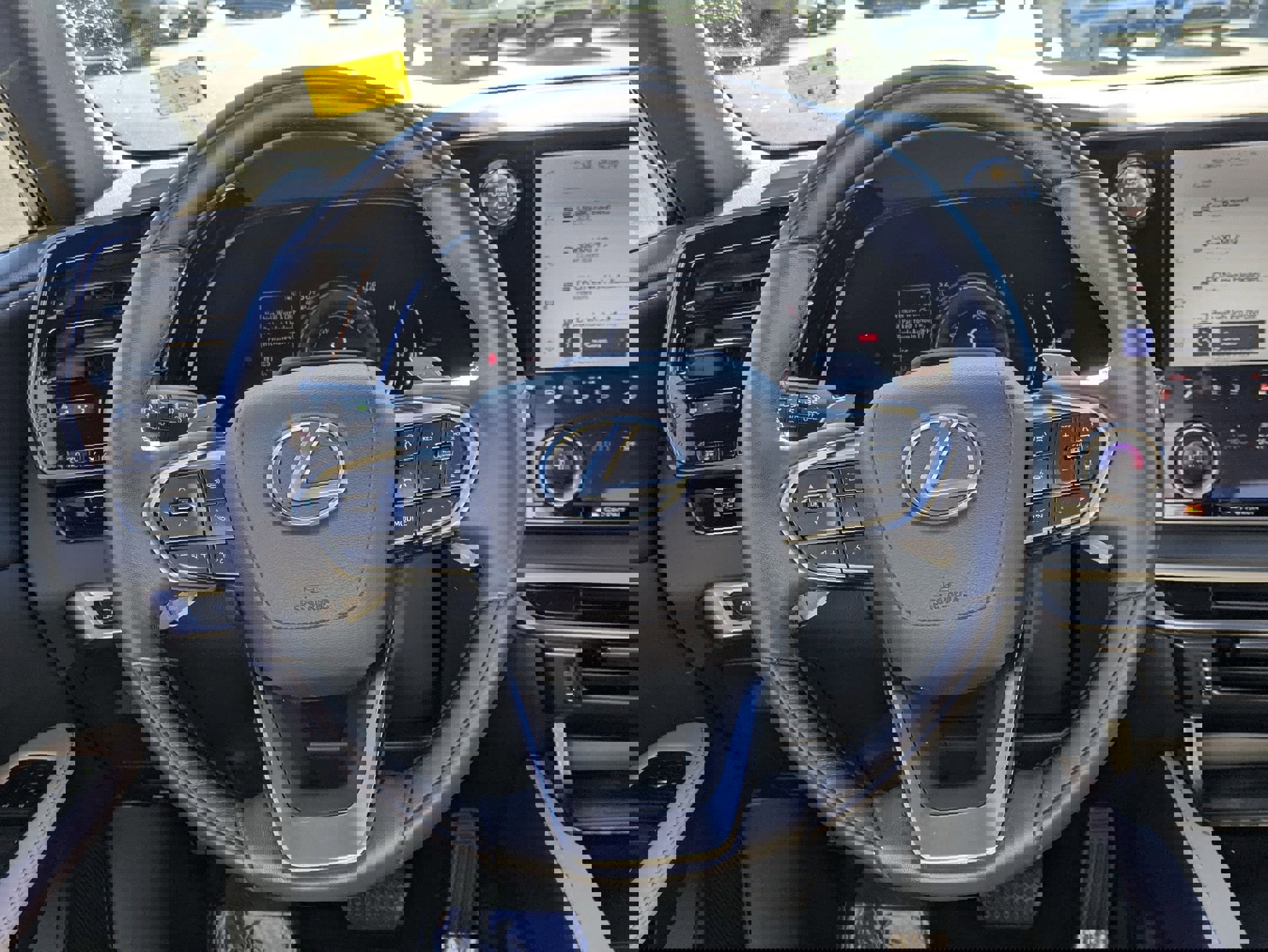 Used 2023 Lexus RX 350h image 25