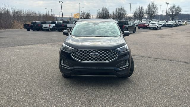 Certified 2024 Ford Edge SEL w/ Convenience Package image 29