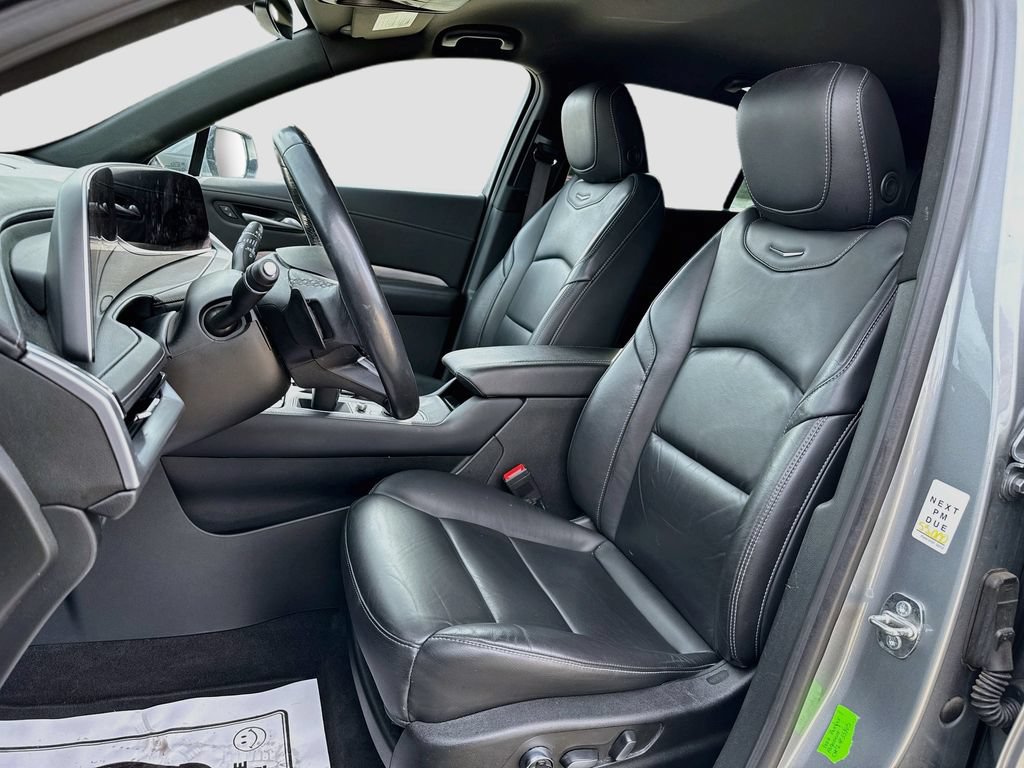 Certified 2024 Cadillac XT4 Premium Luxury FWD image 14