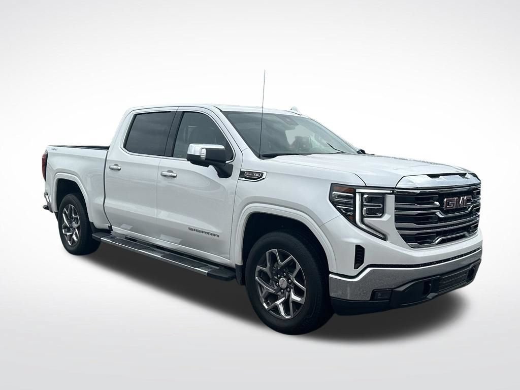 Used 2025 GMC Sierra 1500 SLT w/ SLT Premium Package AWD/4WD image 9