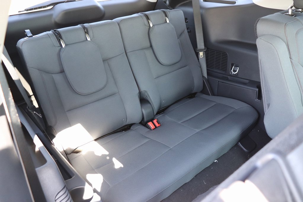 New 2026 Ford Explorer Active image 19