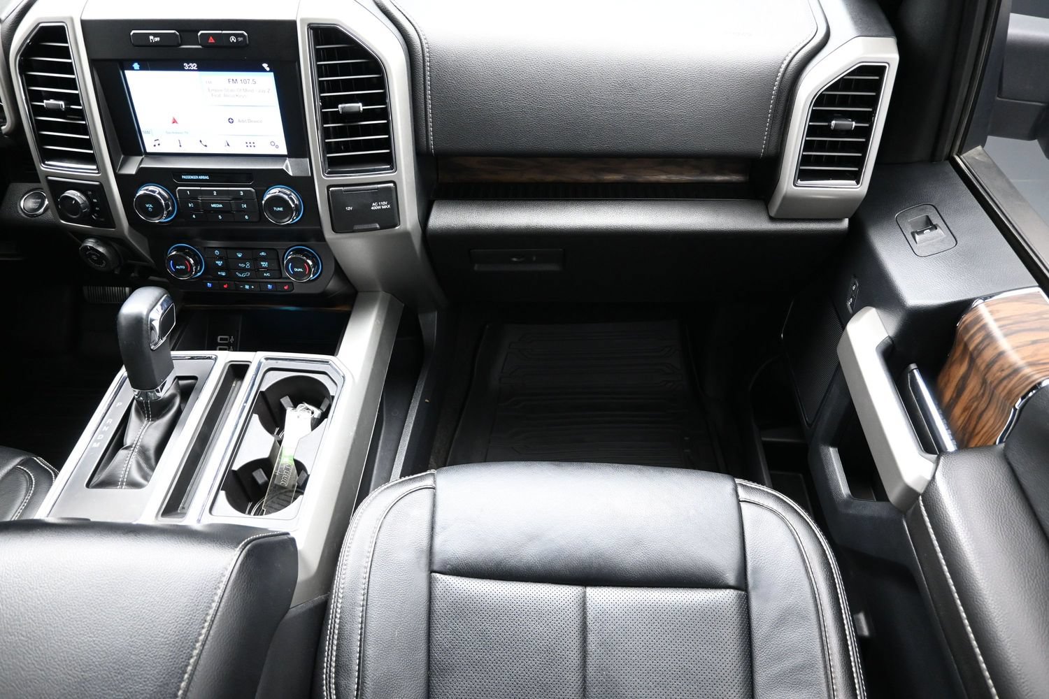 Used 2019 Ford F150 Lariat w/ Trailer Tow Package AWD/4WD image 41