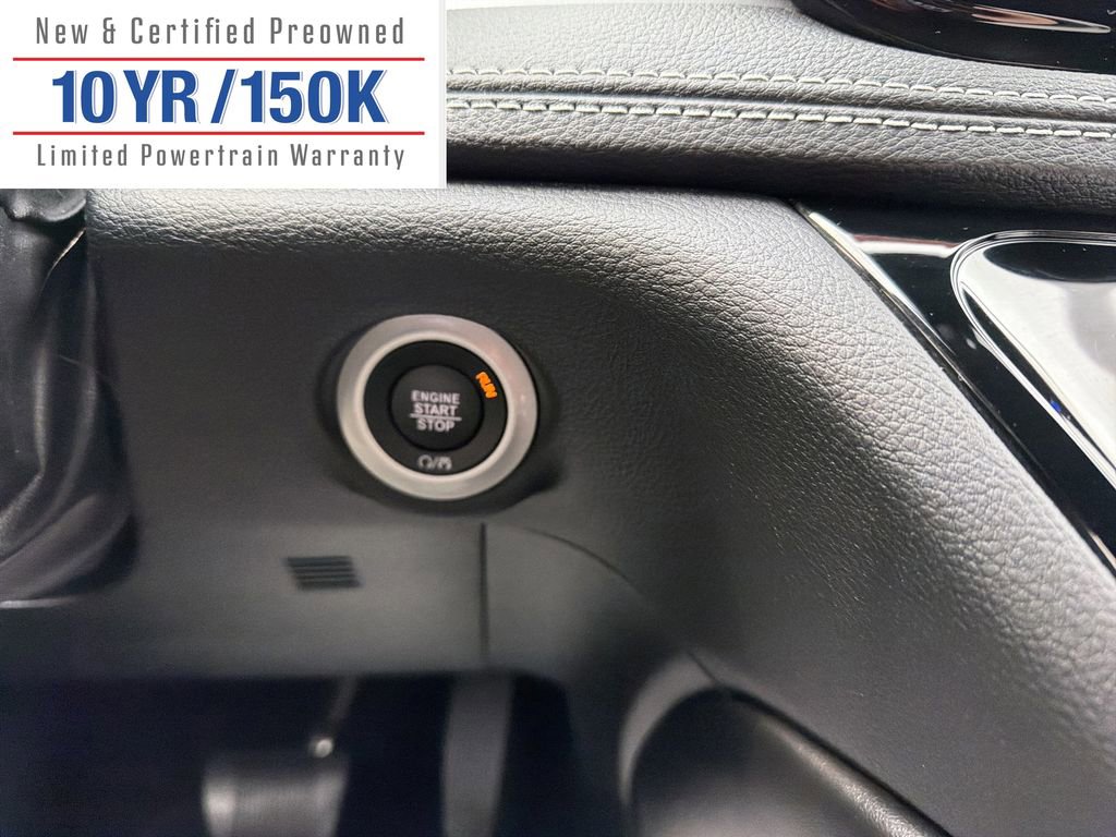 Used 2025 Chrysler Pacifica Limited image 23