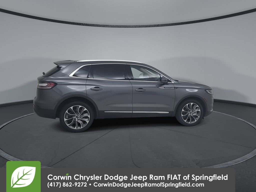 Used 2023 Lincoln Nautilus Reserve AWD/4WD image 16