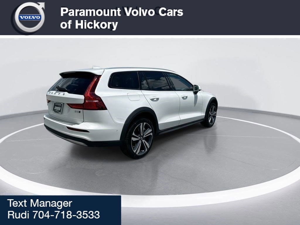New 2026 Volvo V60 B5 Cross Country Plus w/ Protection Package Premier image 8