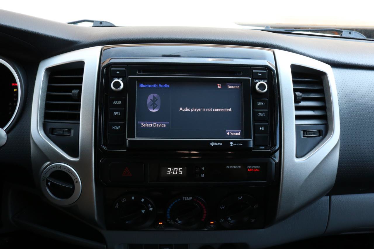 Used 2014 Toyota Tacoma 4x4 Double Cab w/ TRD Sport Package image 29