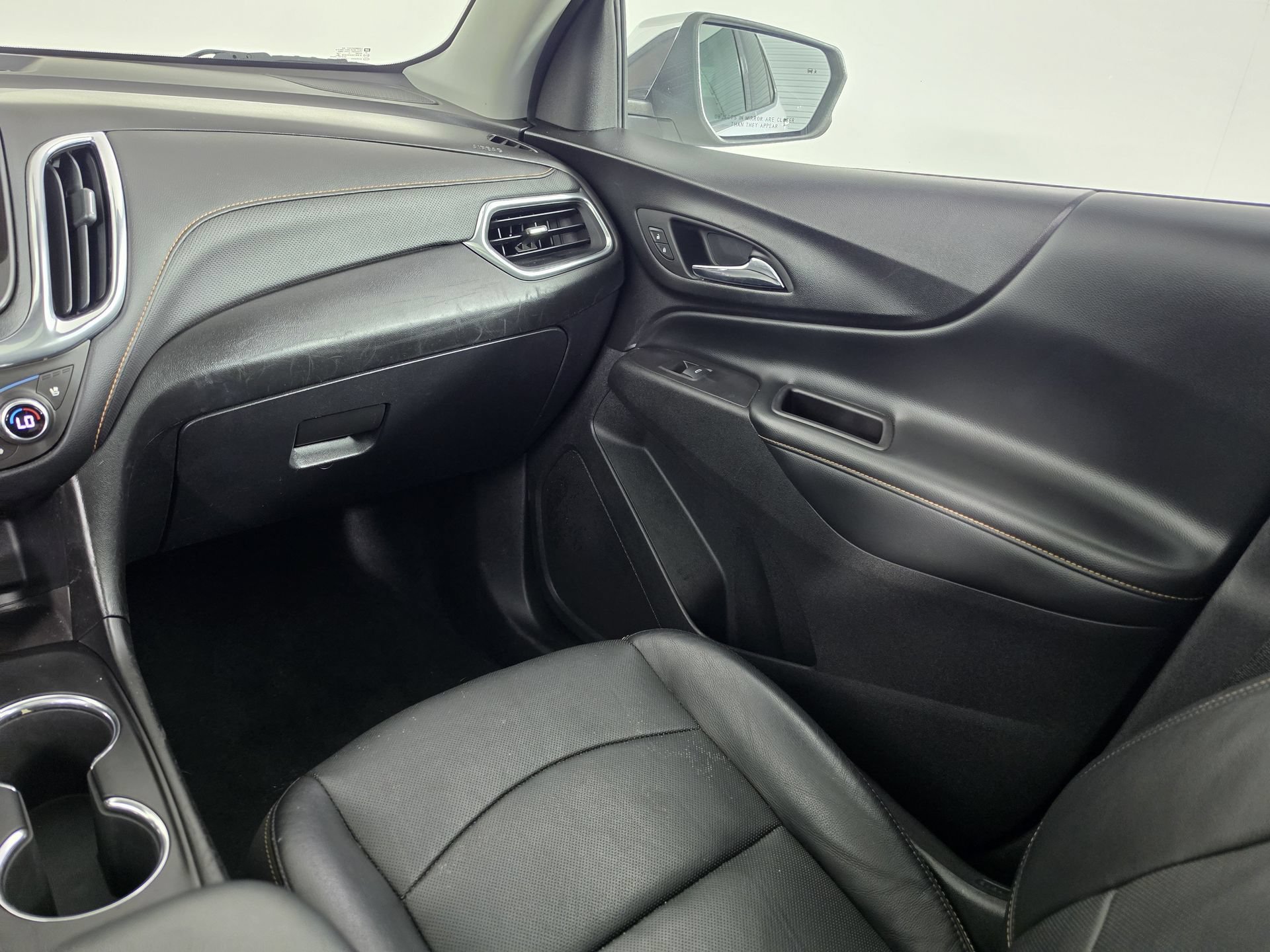 Used 2018 Chevrolet Equinox Premier FWD image 37