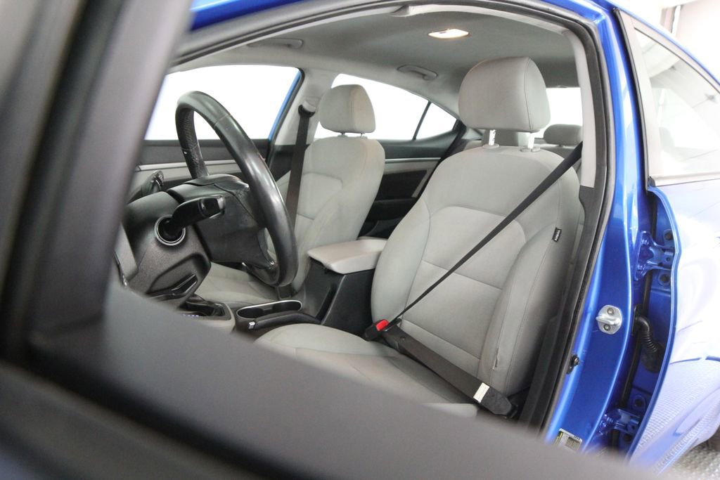 Used 2017 Hyundai Elantra SE w/ SE A/T Tech Package 03 FWD image 46