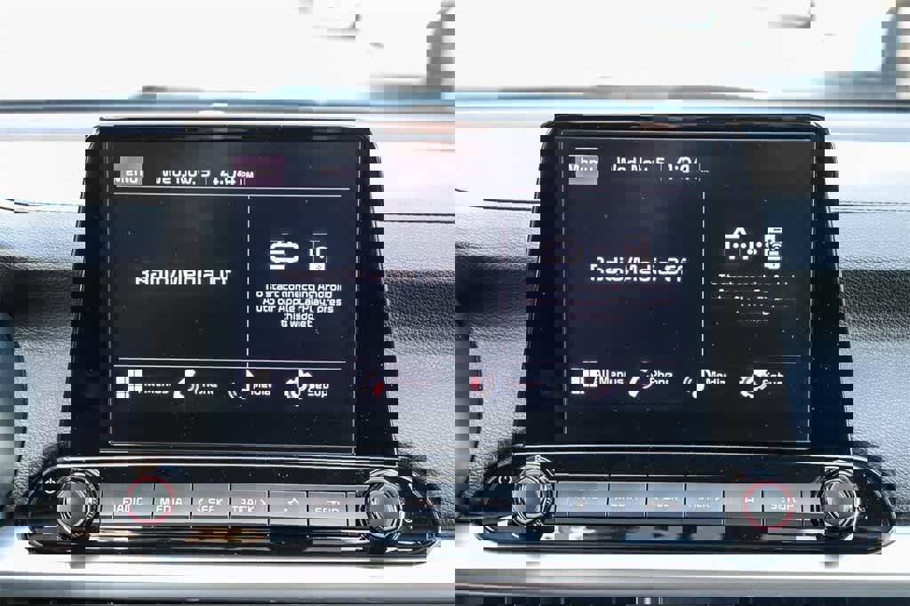 Used 2023 Kia Forte LXS w/ LXS Technology Package image 15