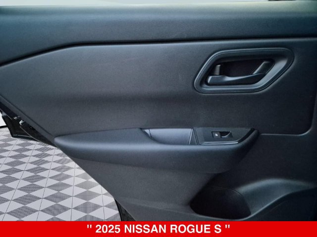Certified 2025 Nissan Rogue S AWD/4WD image 28