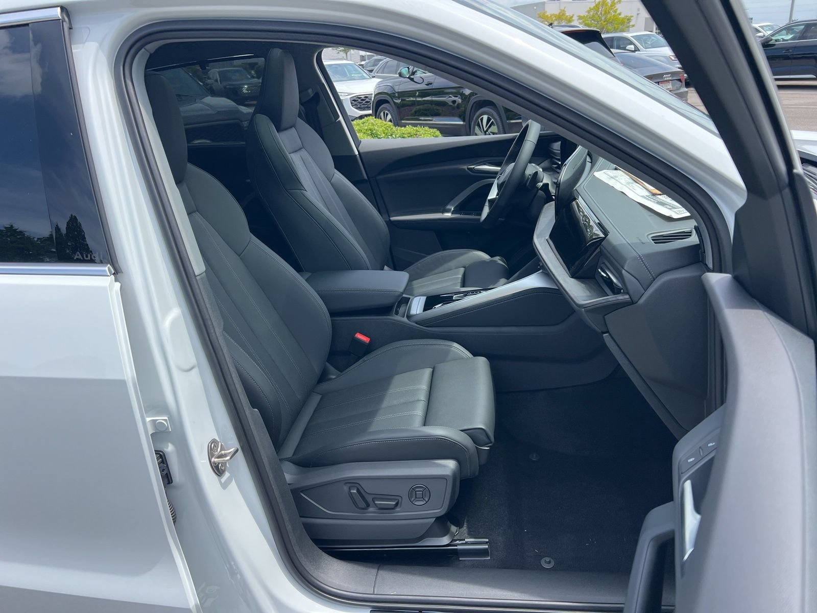New 2026 Audi Q5 Premium Plus AWD/4WD image 32
