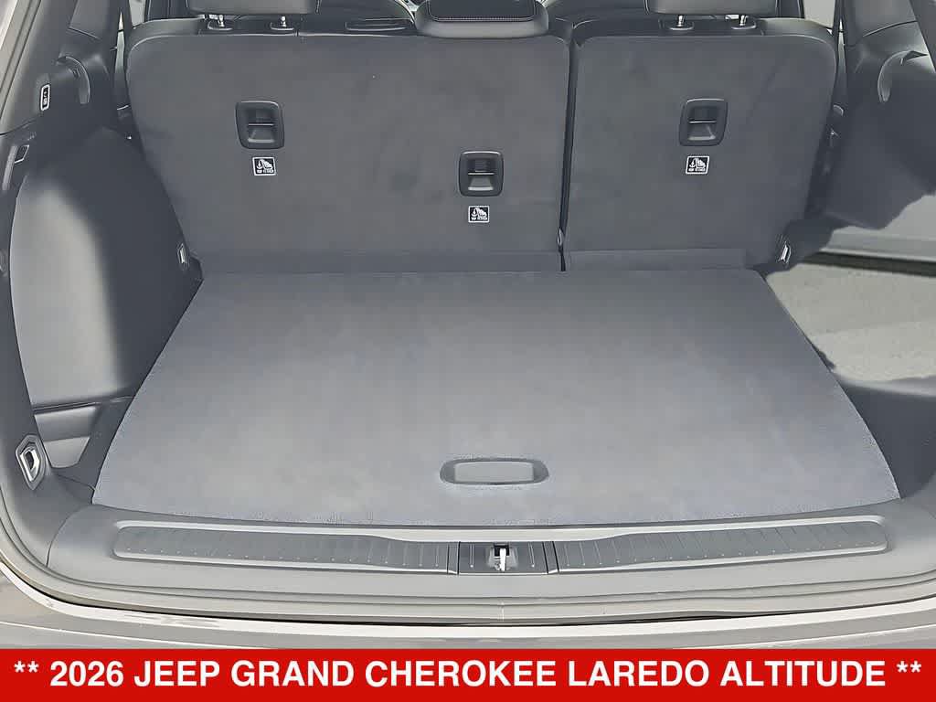 New 2026 Jeep Grand Cherokee Altitude AWD/4WD image 37