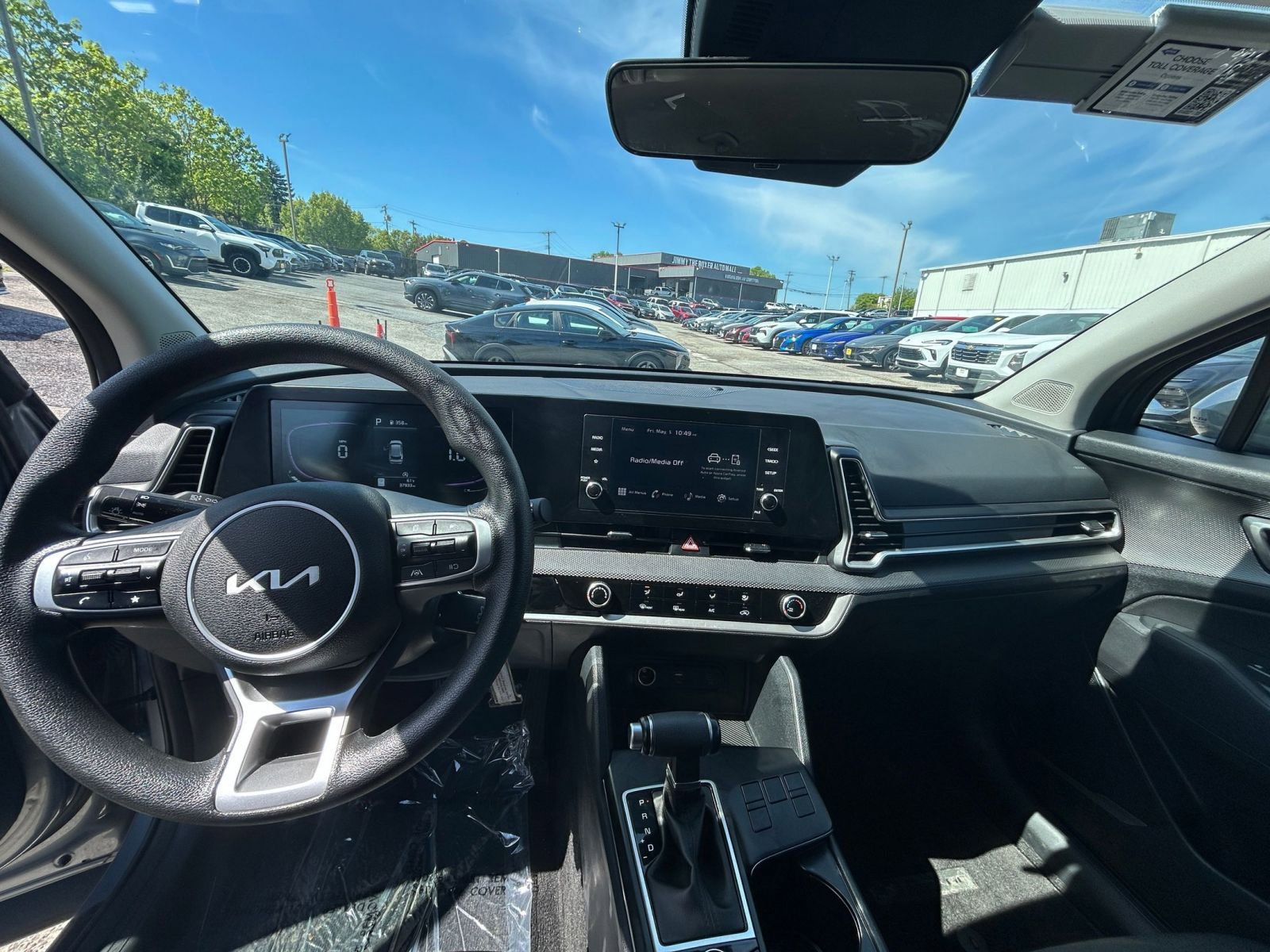 Used 2025 Kia Sportage LX FWD image 28