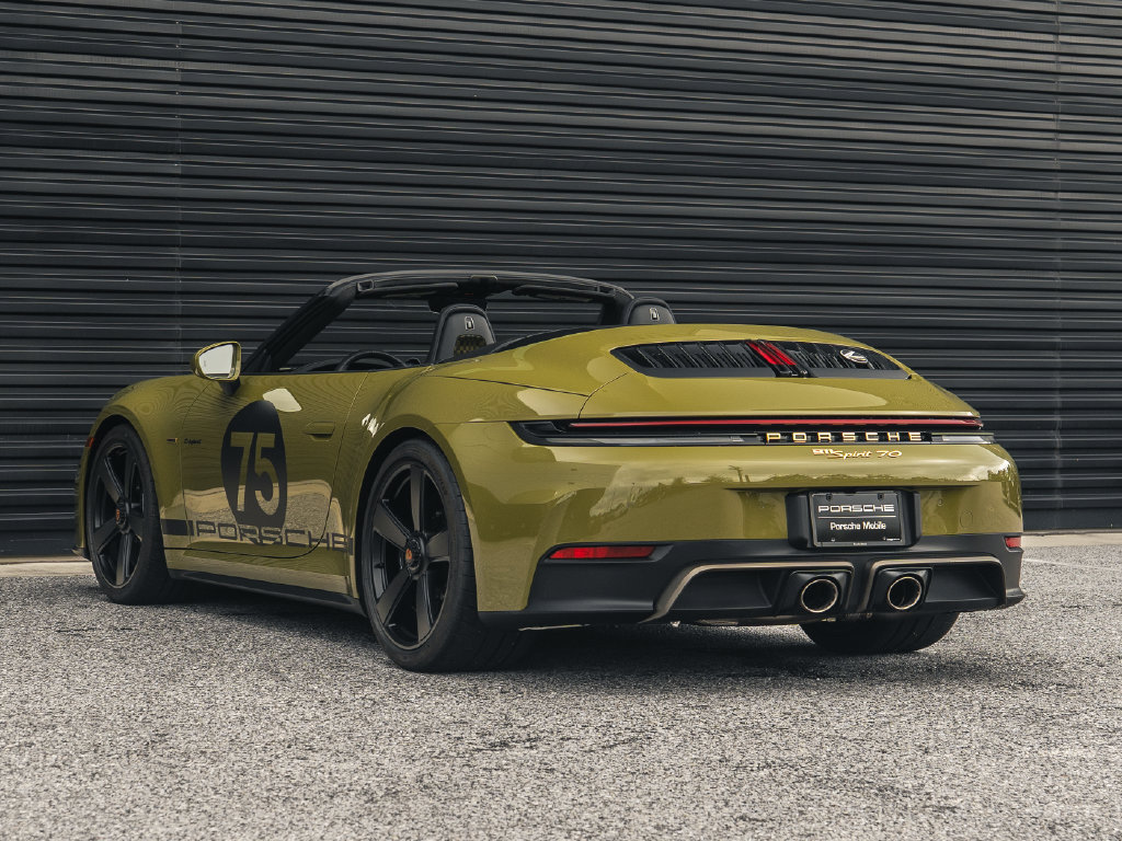 New 2026 Porsche 911 GTS RWD image 3