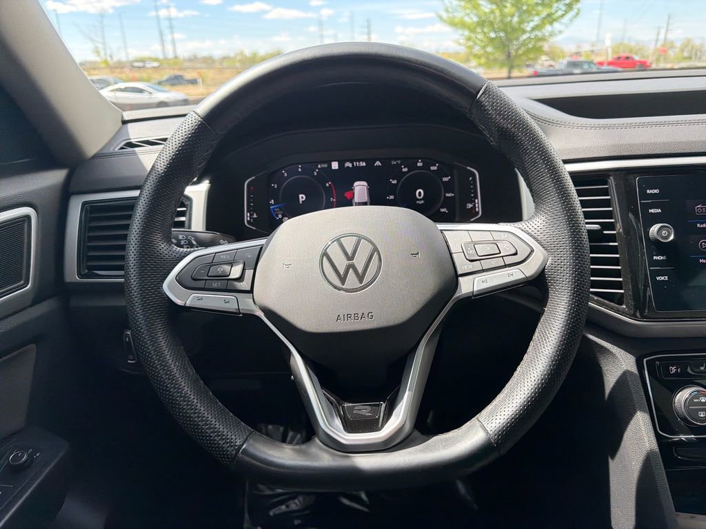 Certified 2023 Volkswagen Atlas SEL R-Line image 17
