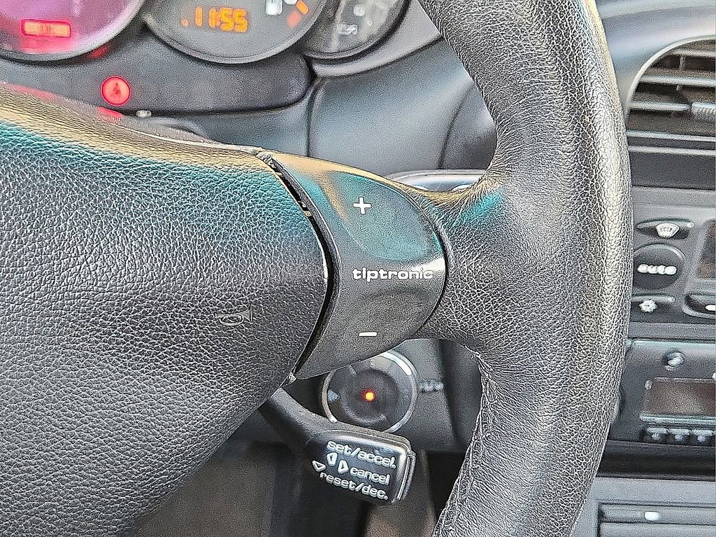 Used 2002 Porsche 911 Carrera image 25