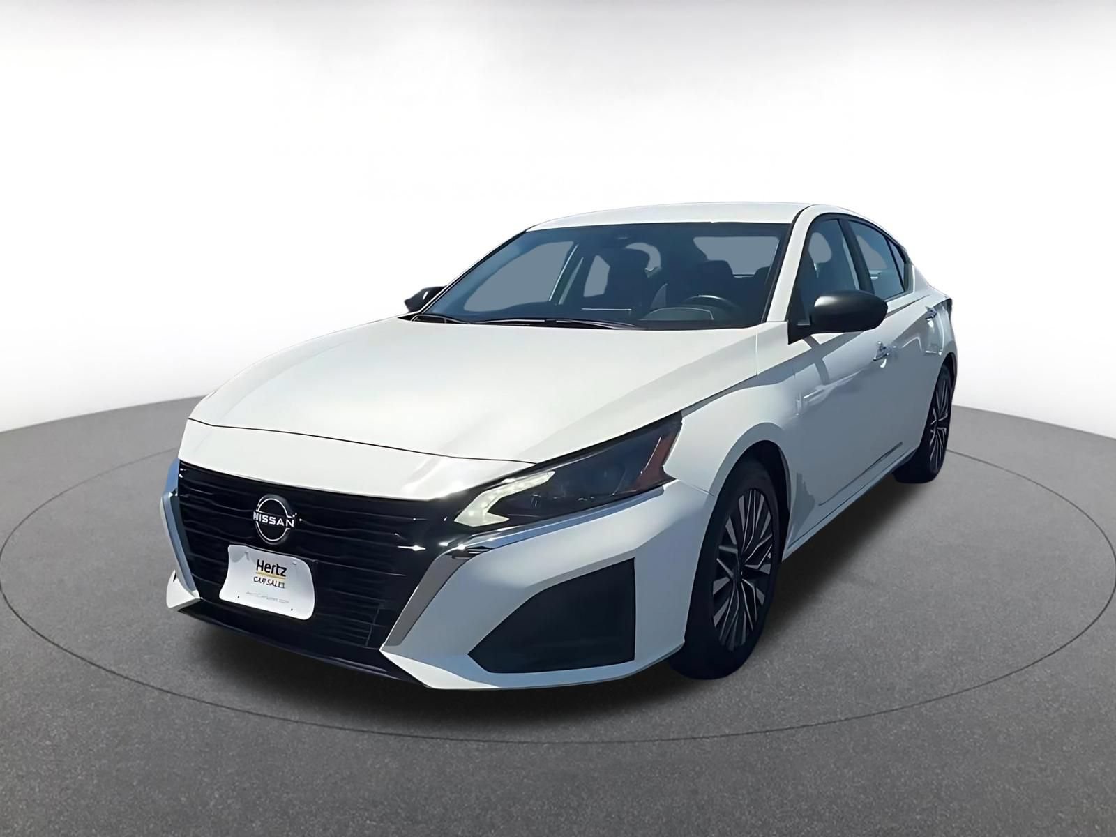 Used 2025 Nissan Altima 2.5 SV FWD image 7