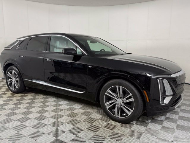 Certified 2024 Cadillac Lyriq Luxury RWD image 11