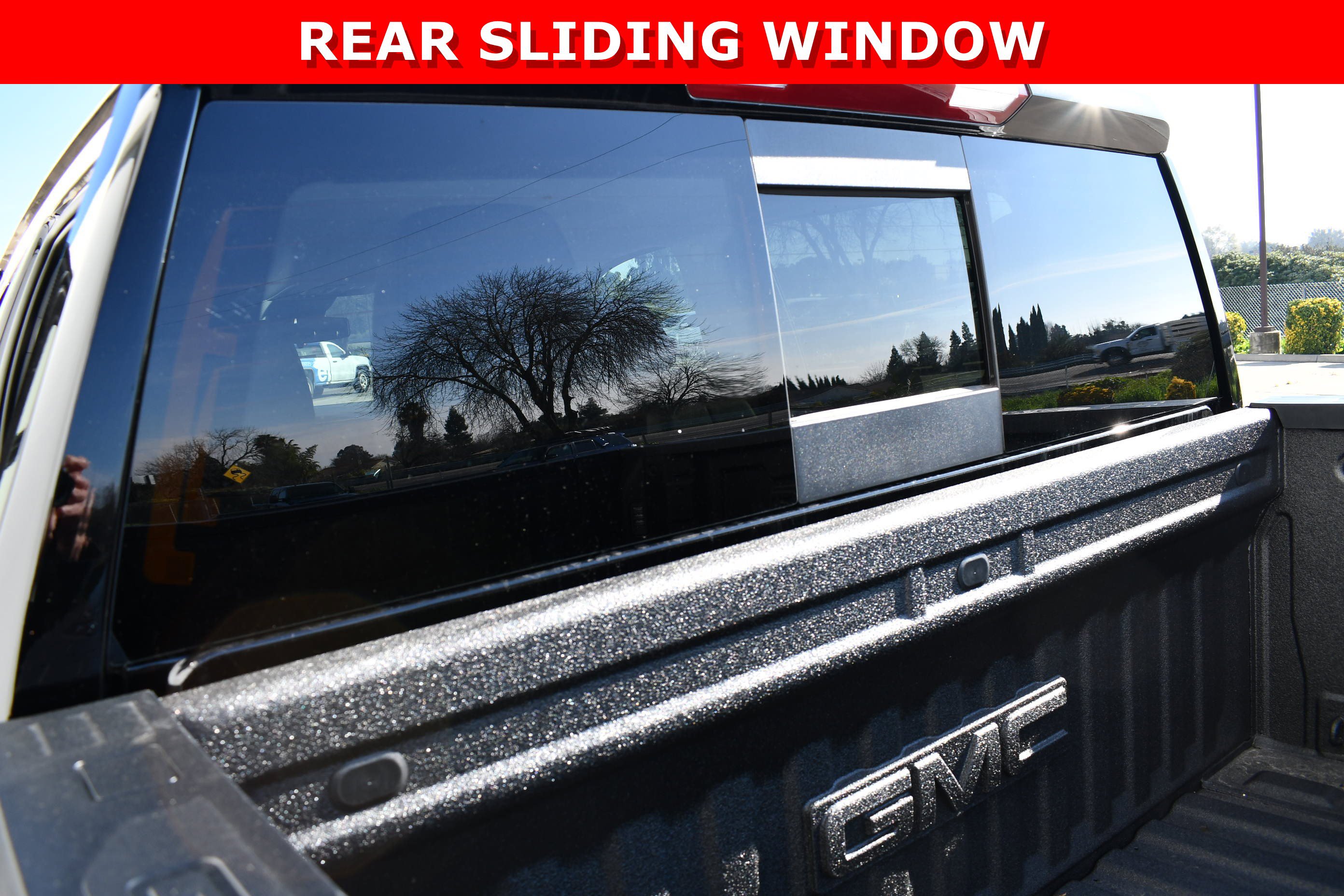 New 2026 GMC Sierra 1500 SLE w/ Preferred Package image 6