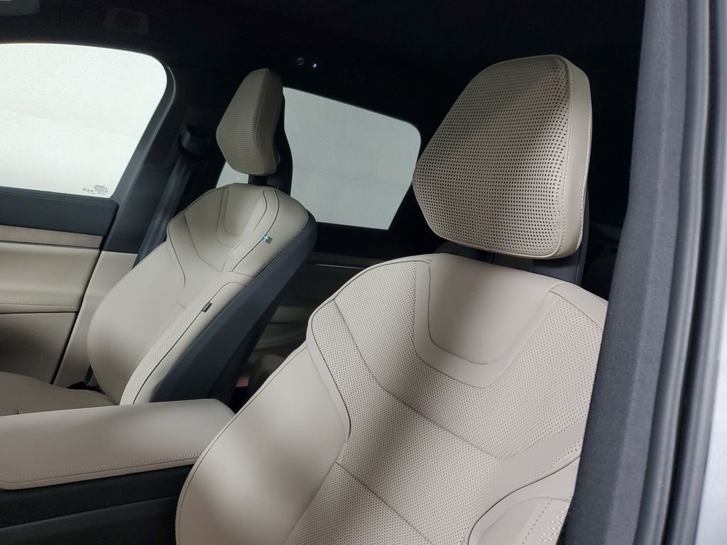Used 2025 Volvo EX90 Ultra image 25