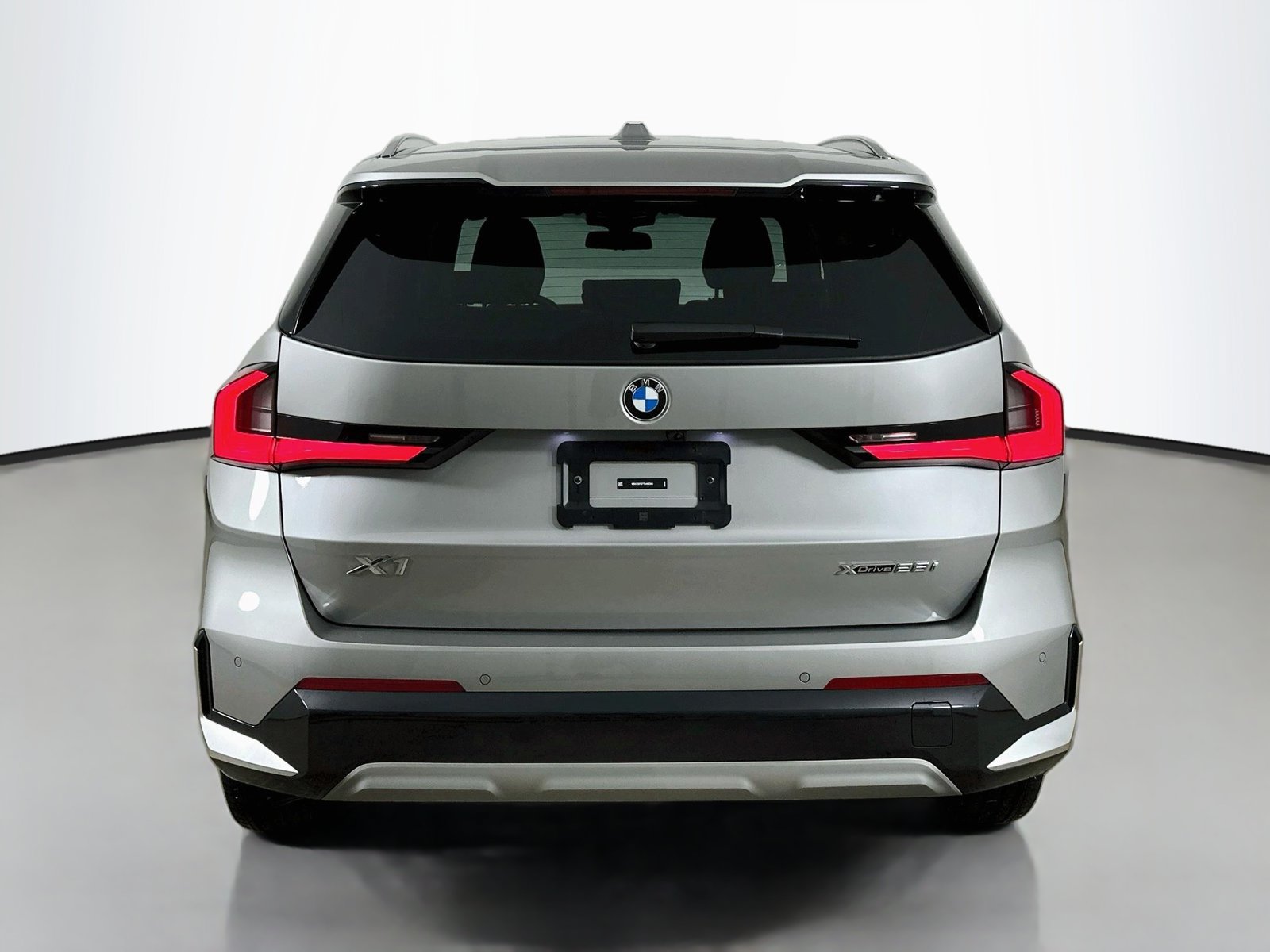 Used 2026 BMW X1 xDrive28i w/ Technology Package AWD/4WD image 6