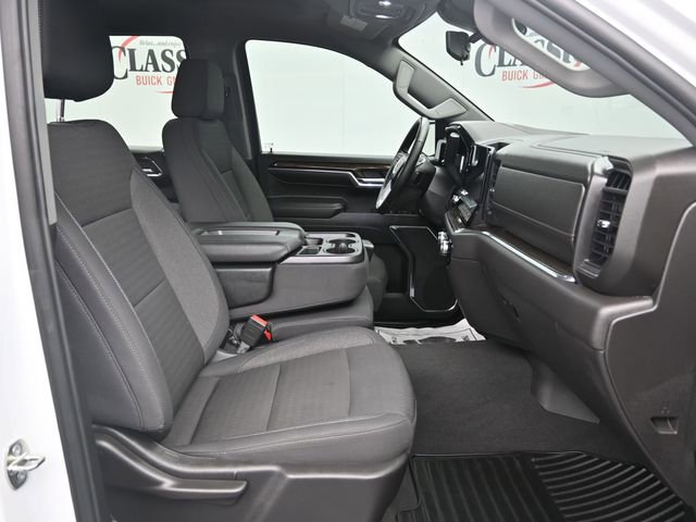 Certified 2024 GMC Sierra 1500 Elevation image 10