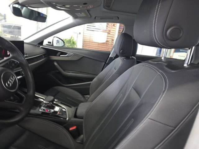 Used 2020 Audi A4 2.0T Premium w/ Convenience Package FWD image 9