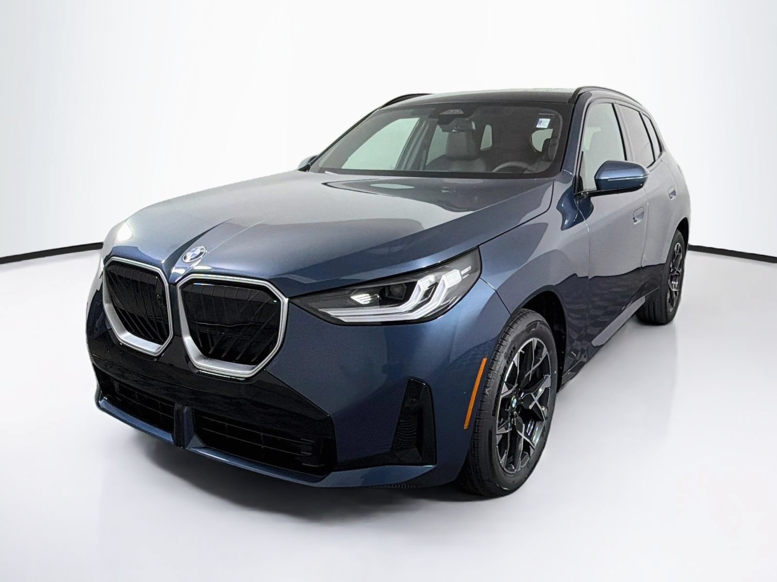 New 2026 BMW X3 xDrive30i w/ Premium Package AWD/4WD image 3