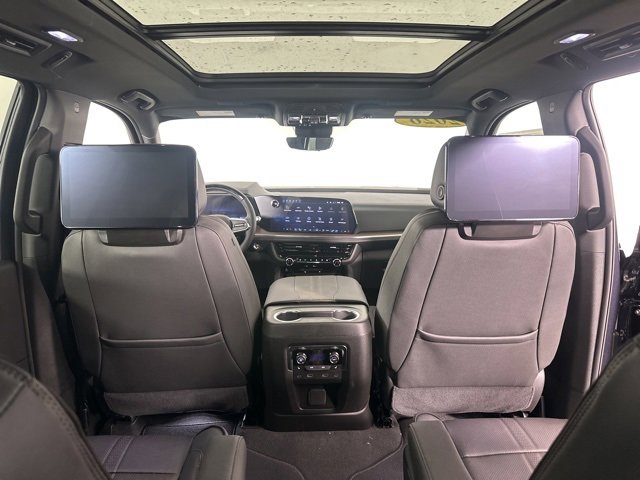 New 2026 Chevrolet Suburban High Country image 11