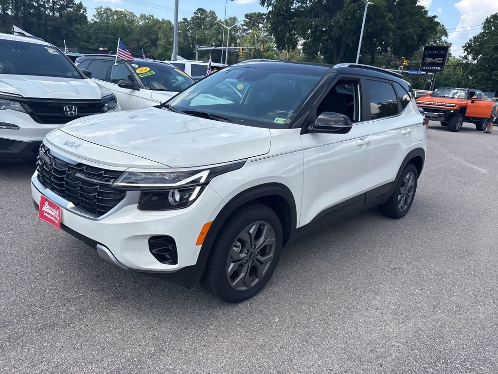 Used 2024 Kia Seltos SX AWD/4WD image 4