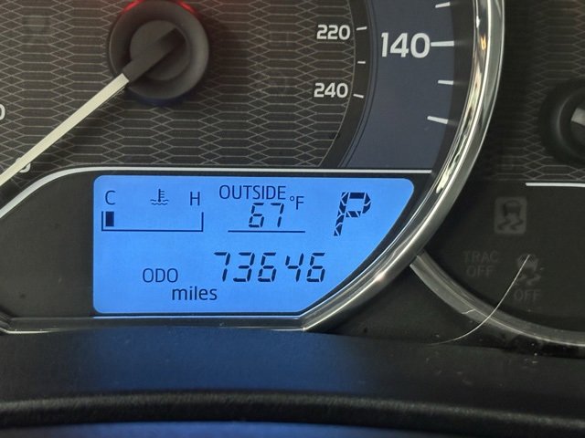 Used 2015 Toyota Corolla LE image 17