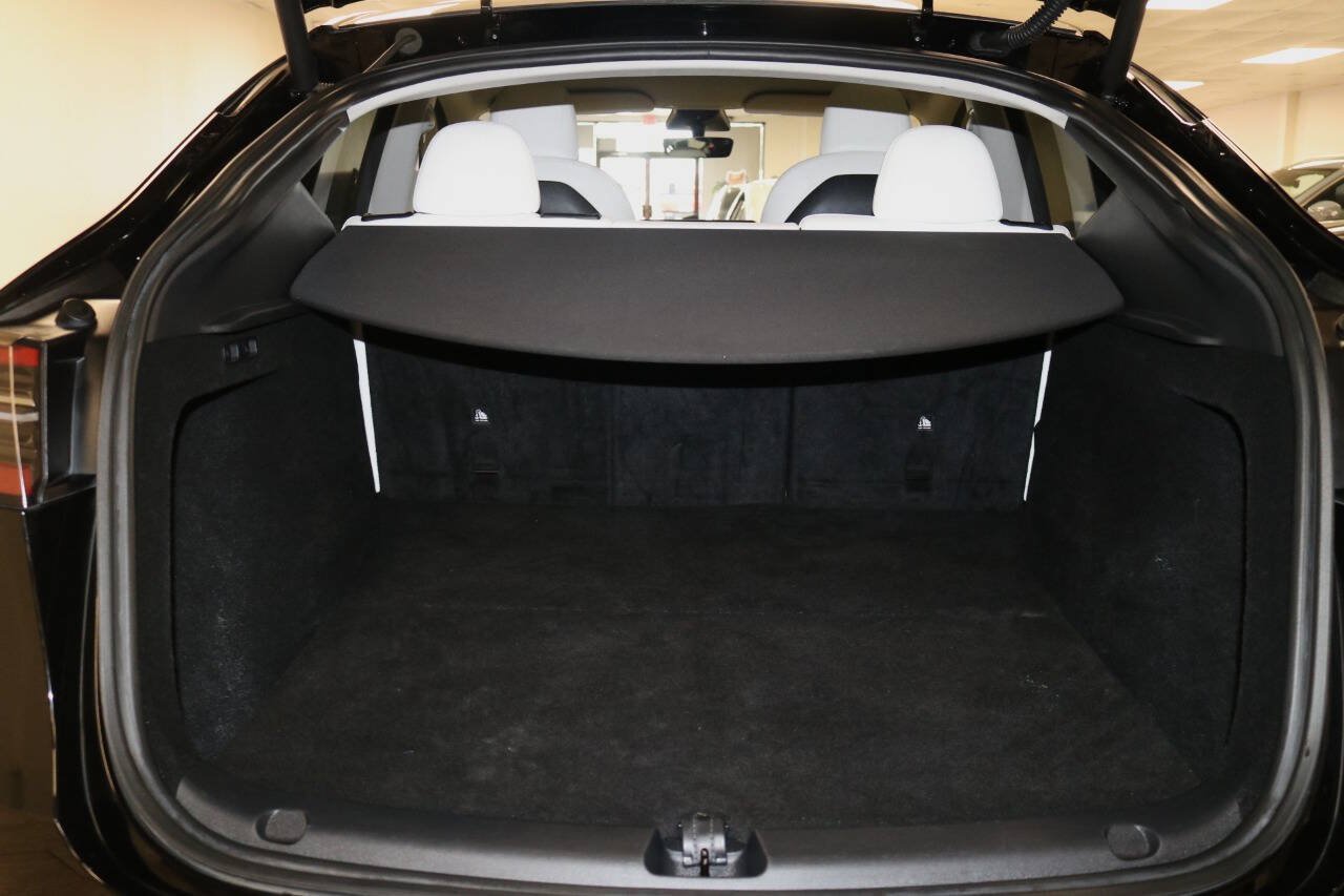 Used 2023 Tesla Model Y Long Range AWD/4WD image 90