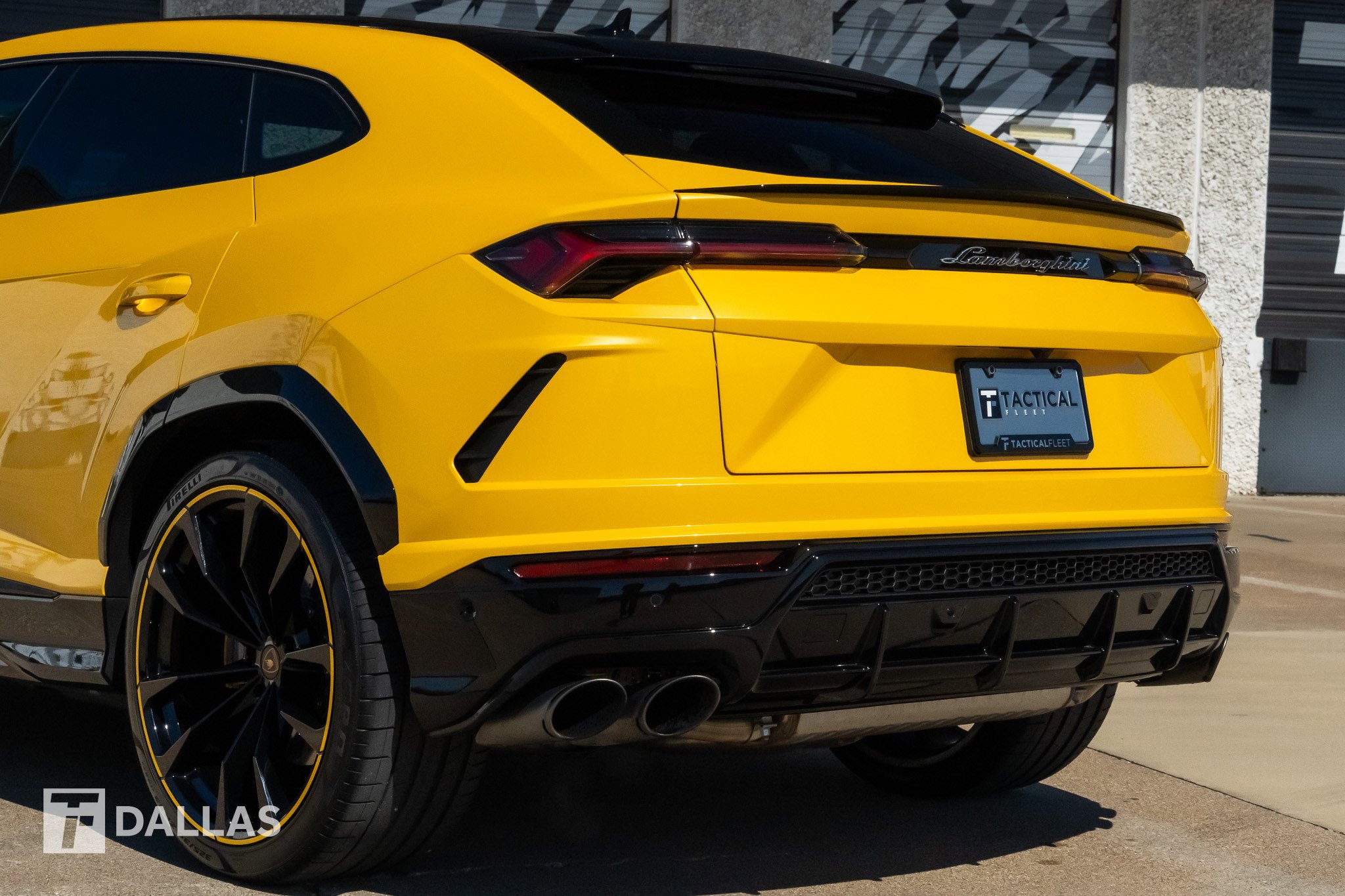 Used 2021 Lamborghini Urus image 12