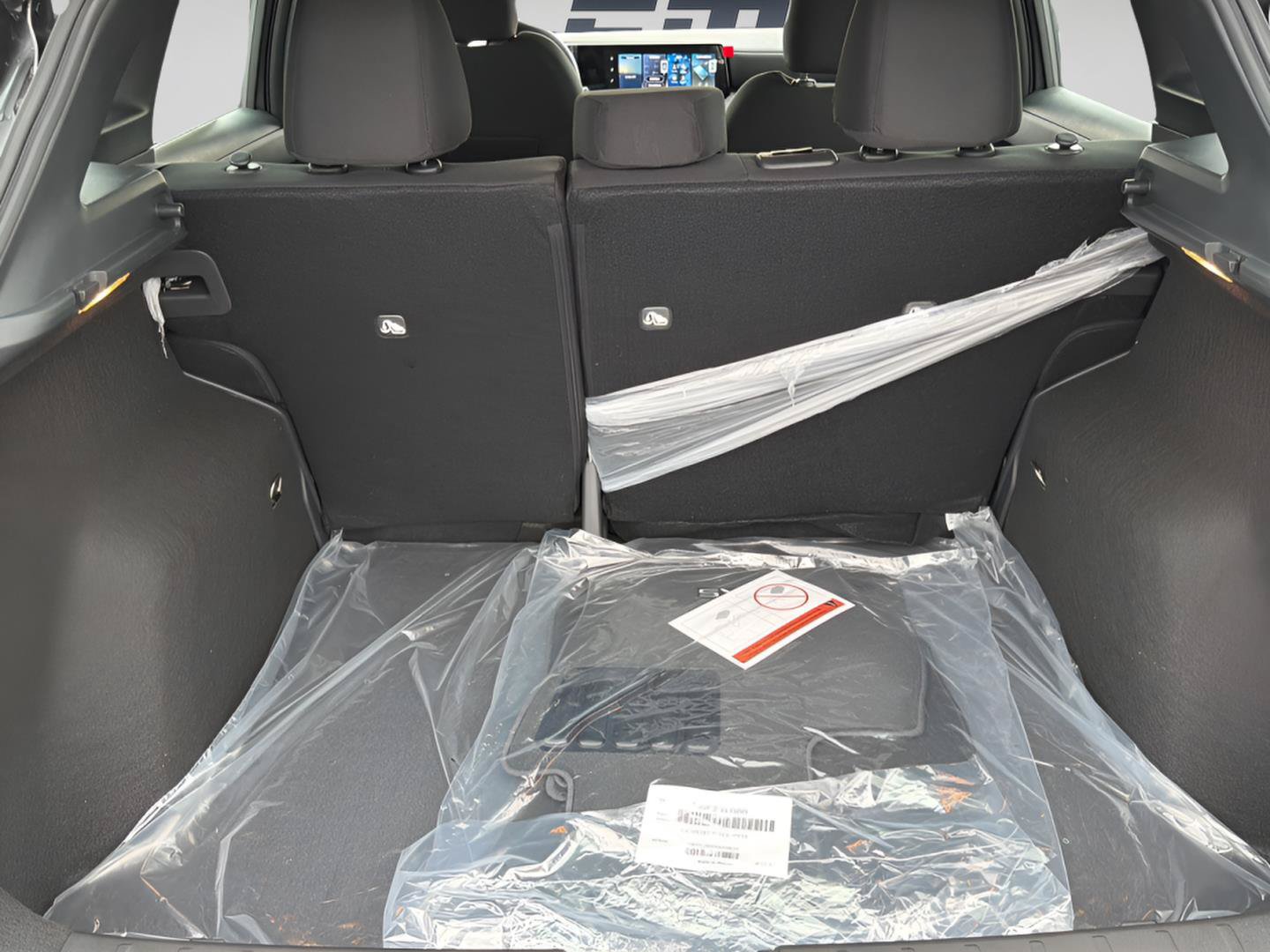New 2027 Nissan Kicks S FWD image 31