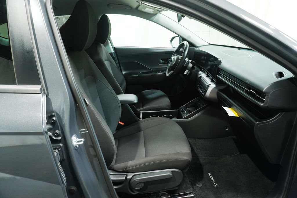Used 2024 Hyundai Kona SEL w/ Convenience Package AWD/4WD image 12