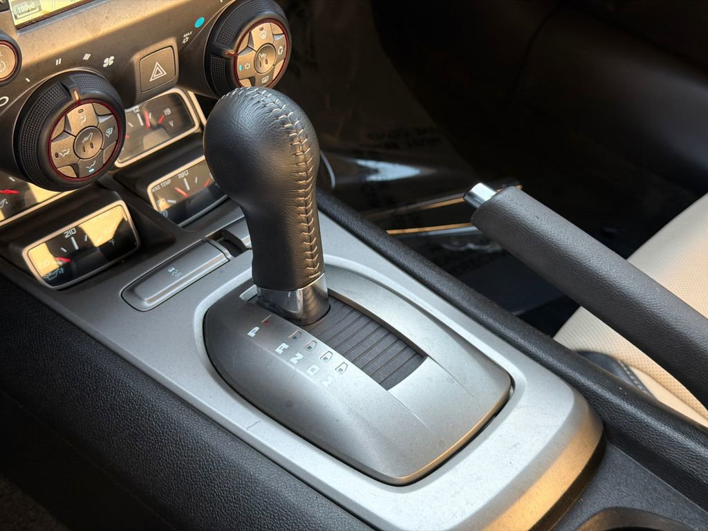 Used 2014 Chevrolet Camaro SS RWD image 20