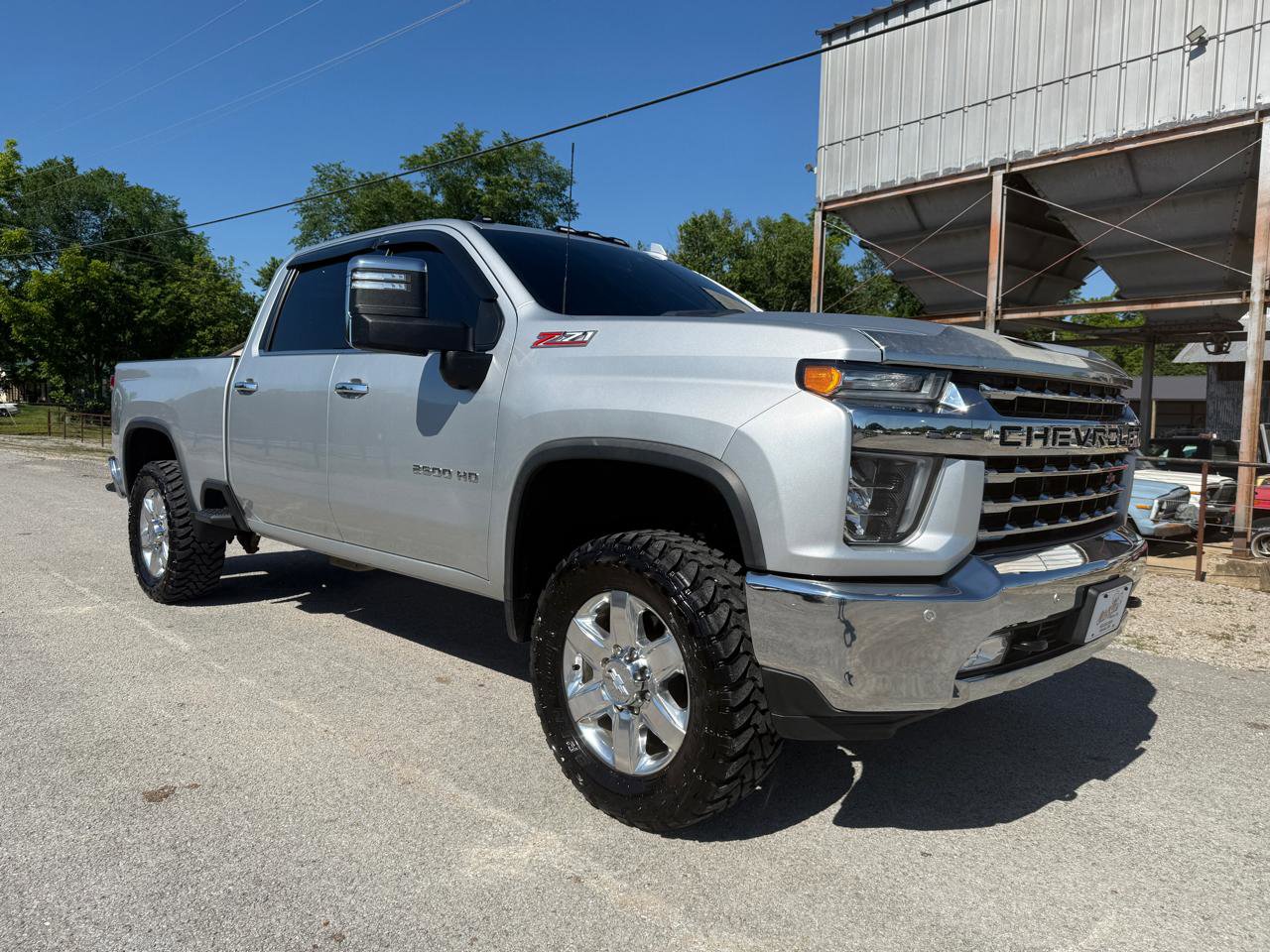 Used 2020 Chevrolet Silverado 2500 LTZ w/ LTZ Premium Package AWD/4WD image 9