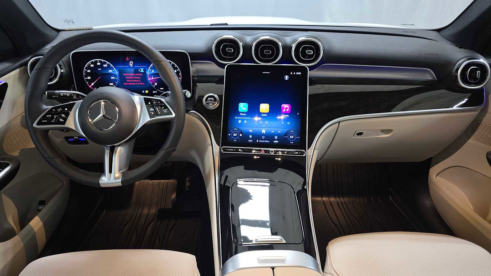 Used 2026 Mercedes-Benz GLC 300 4MATIC image 18