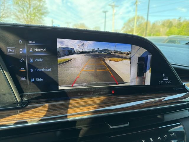 Used 2023 Cadillac Escalade Premium Luxury image 19